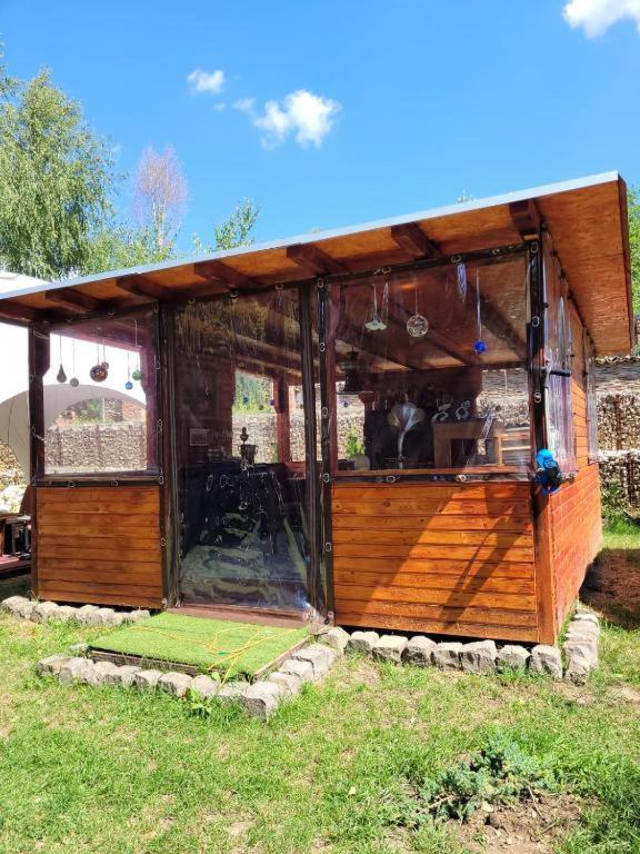 Casa Cu Mesteceni ริชนอฟ ภายนอก รูปภาพ